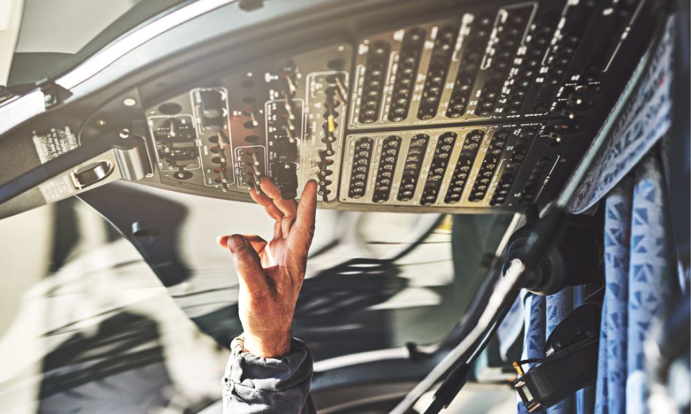 What Does a Live Answering Service Do?