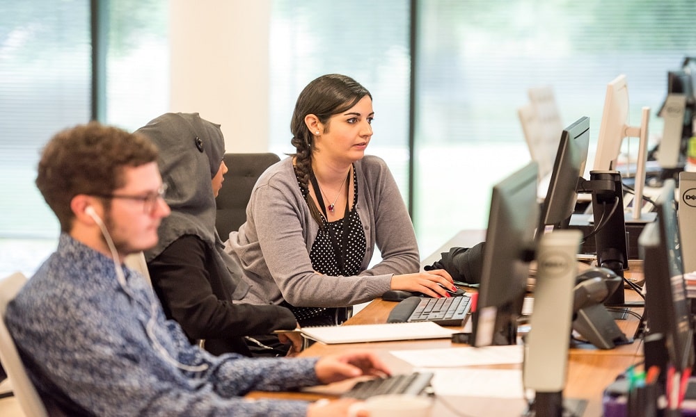 How Virtual Assistant Services Can Help Attorneys Enhance Client Communication and Grow Their Practice