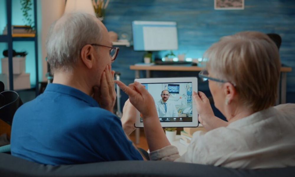 How 24/7 Virtual Assistants Enhance Patient Care and Operations